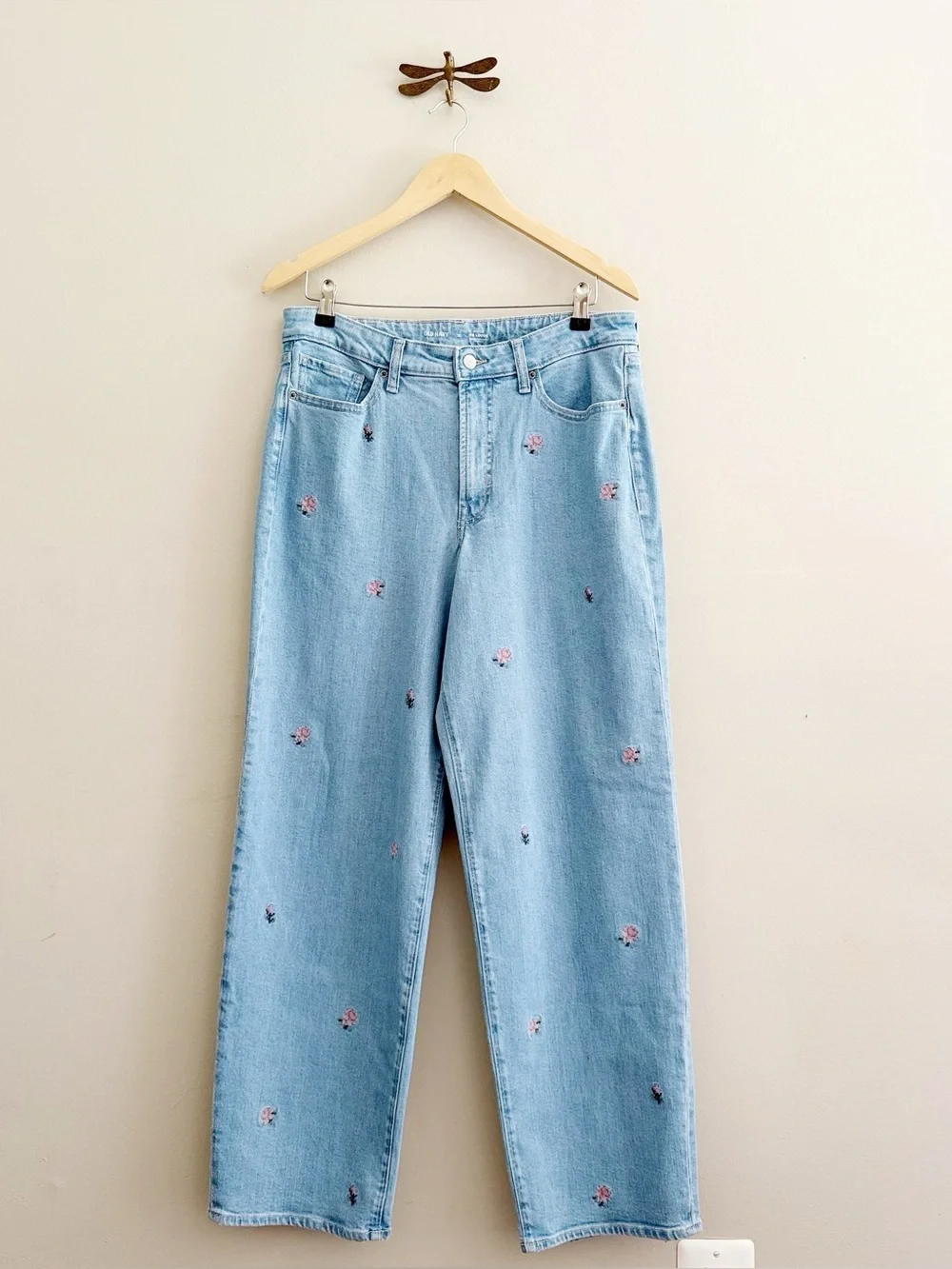 Old Navy Embroidered High Rise OG Loose Fit Jeans size 12 women’s - Picture 1 of 6